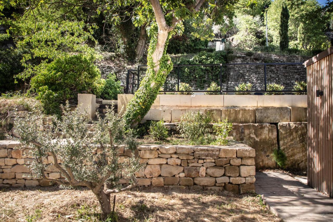 Les De La Fontaine Ferienhaus Lacoste (Vaucluse)